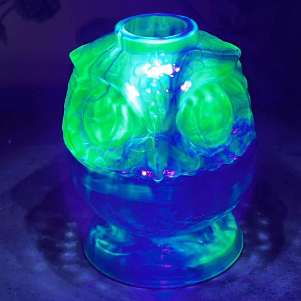RARE! Gorgeous Cobalt Blue Slag Uranium Owl Fairy Lamp MINT!